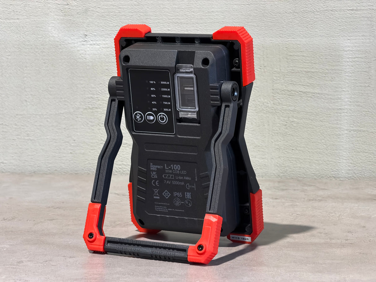 PerfectPro Akku-LED-Strahler mit Bluetooth-Lautsprecher, USB-C - L-100