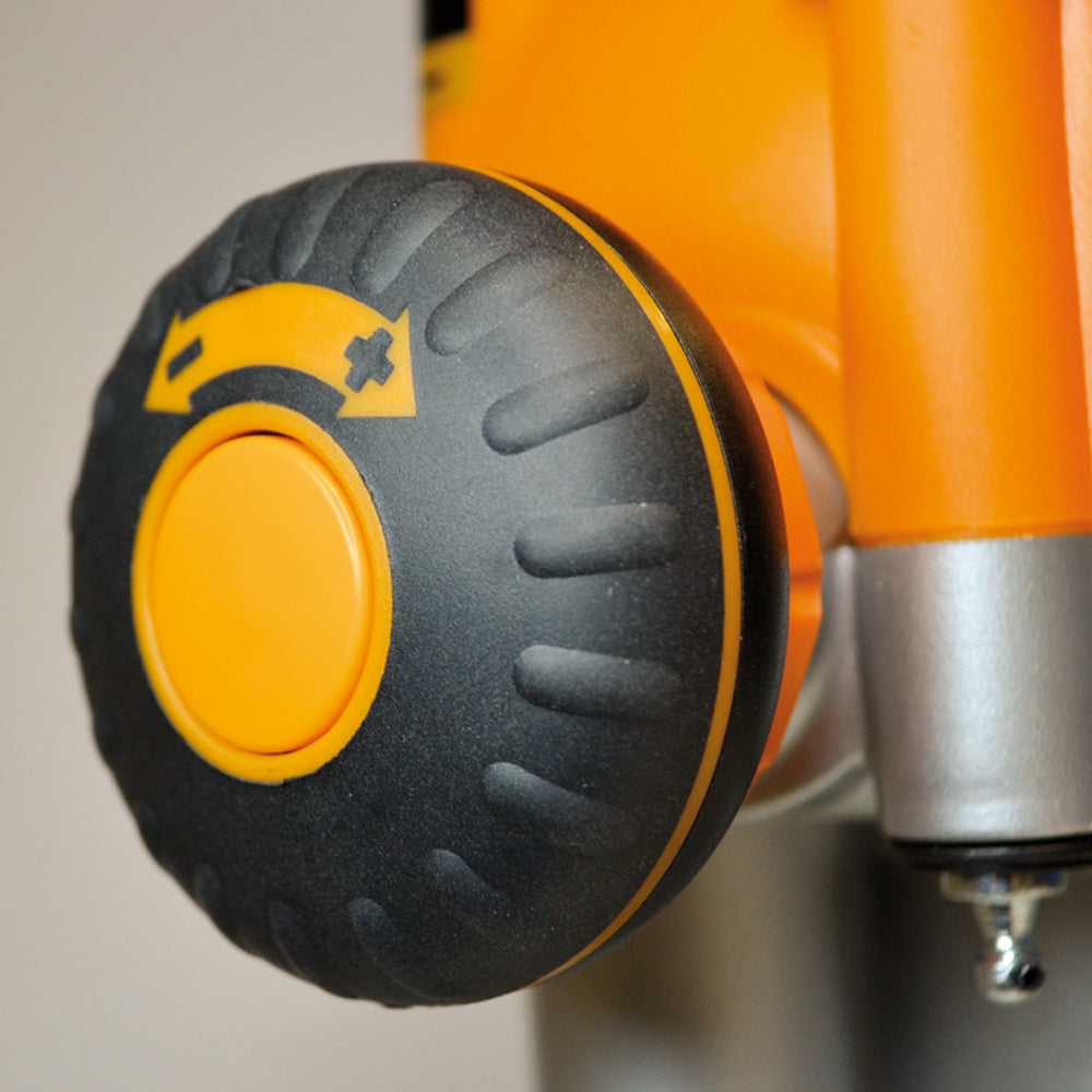 9423_n_FM_CMT7E_manopola