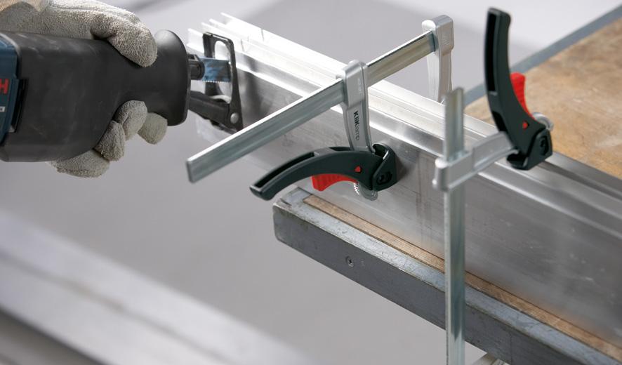 KLI_work_man_saw_1__c75