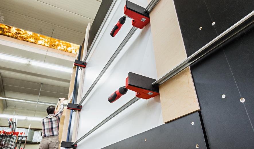 KREV_work_wood_2__c75R1q436V0CBoM7