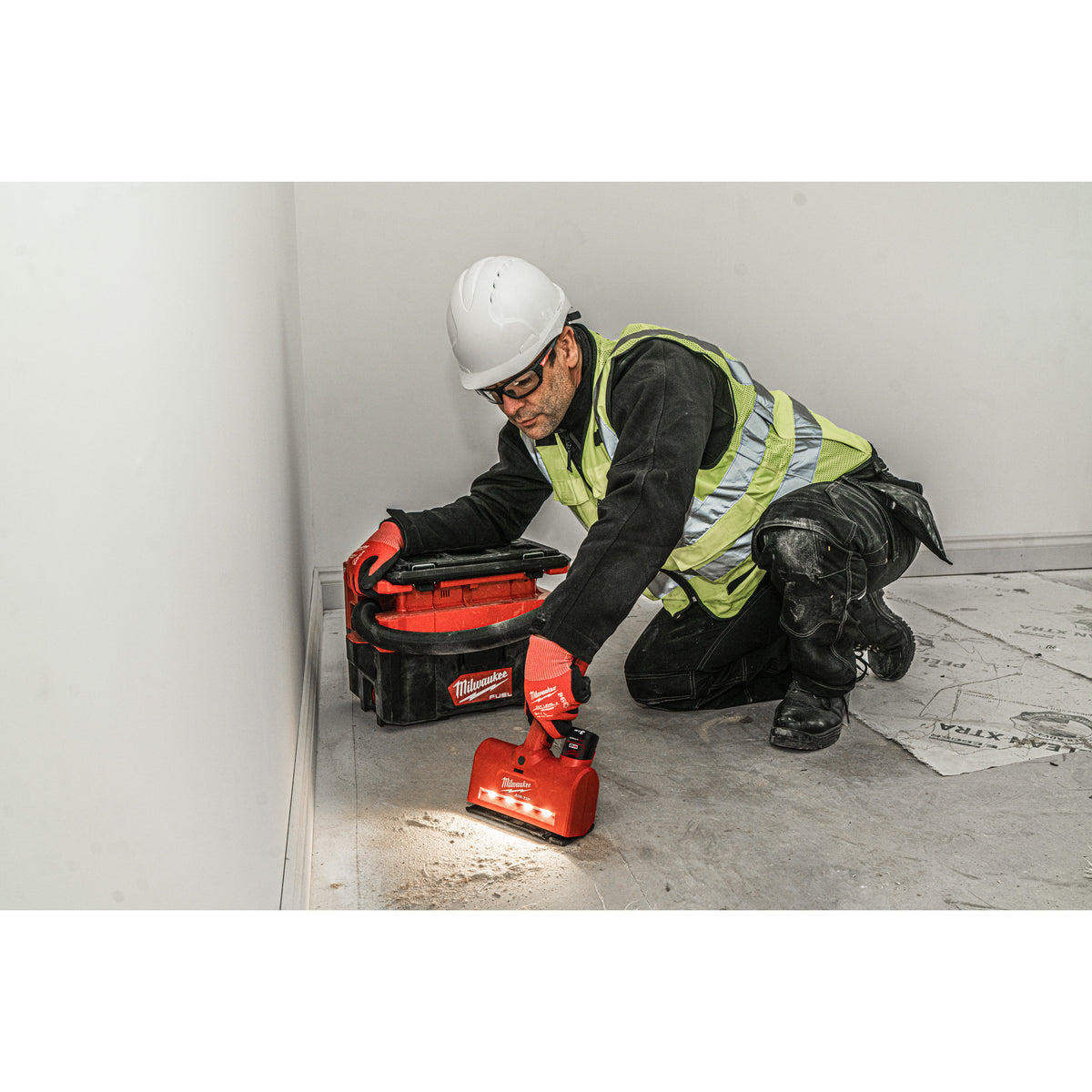 Milwaukee M12™ Akku-Bodendüse M12AUN - Produktbild 10