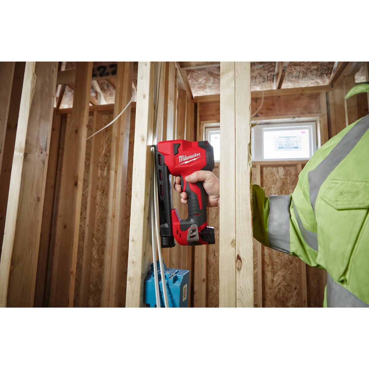 Milwaukee M12™ Bürstenloser Akku-Tacker M12BCST - Produktbild 6
