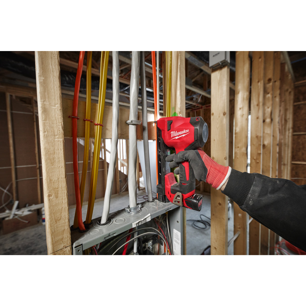Milwaukee M12™ Bürstenloser Akku-Tacker M12BCST - Produktbild 8