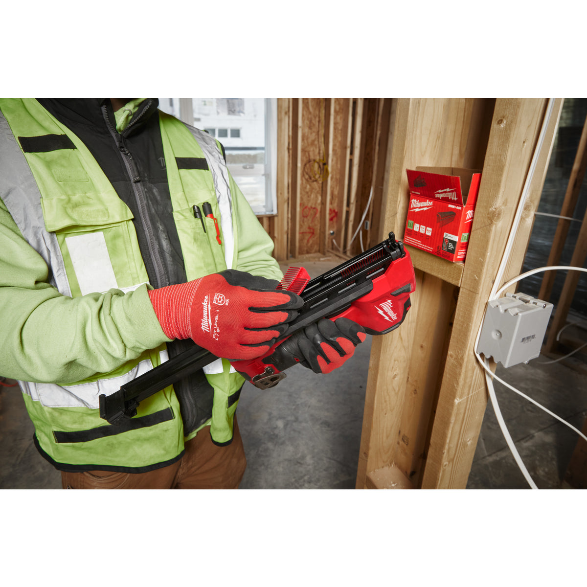 Milwaukee M12™ Bürstenloser Akku-Tacker M12BCST - Produktbild 12