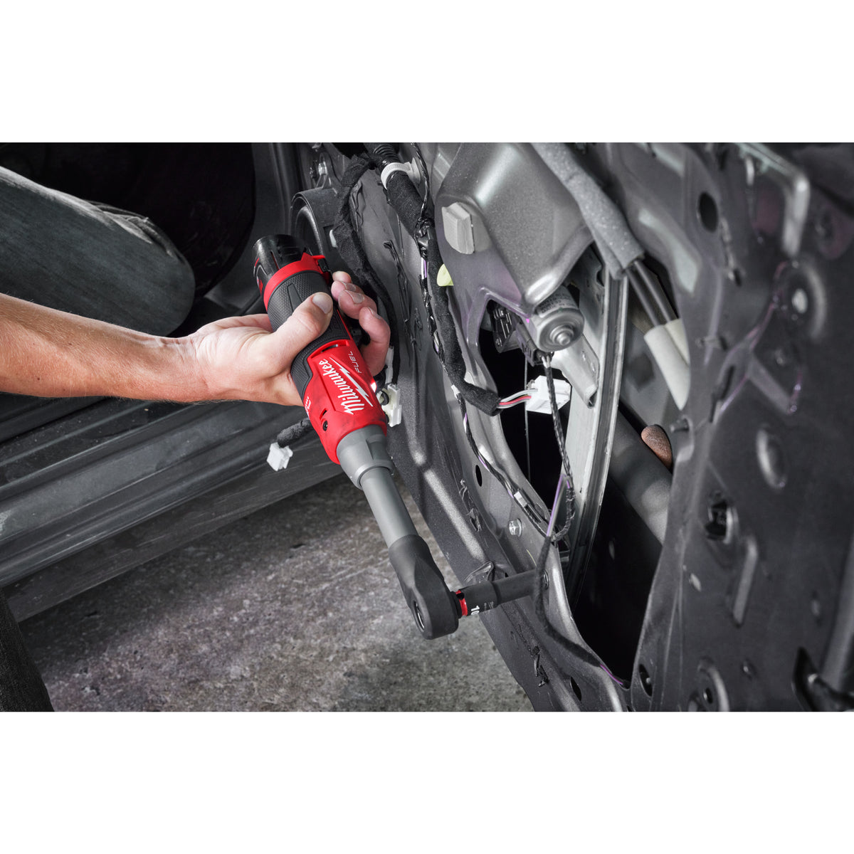 Milwaukee M12 FUEL™ 3/8" Hochgeschwindigkeitsratsche lang M12FHIR38LR - Produktbild 9