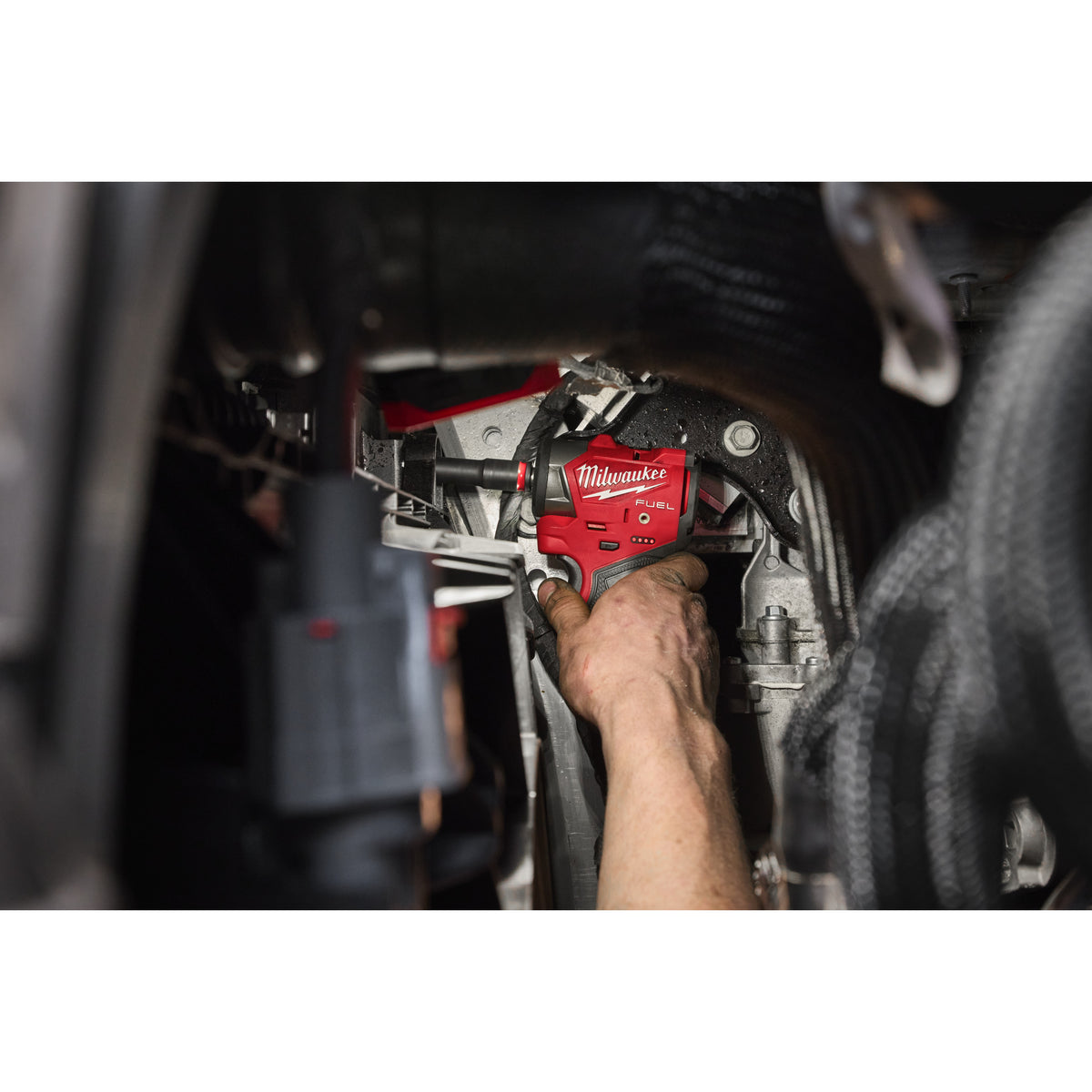 Milwaukee M12 FUEL™ 3/8˝-Akku-Schlagschrauber Vierkant mit Sprengring M12FSCIWF38 - Produktbild 7