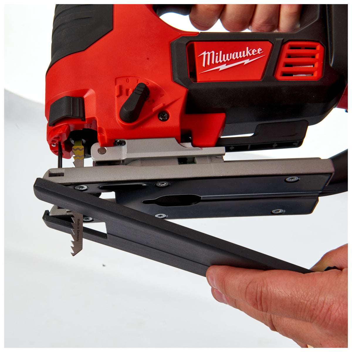 Milwaukee M18™ Bürstenlose Akku-Stichsäge M18BJS - Produktbild 6