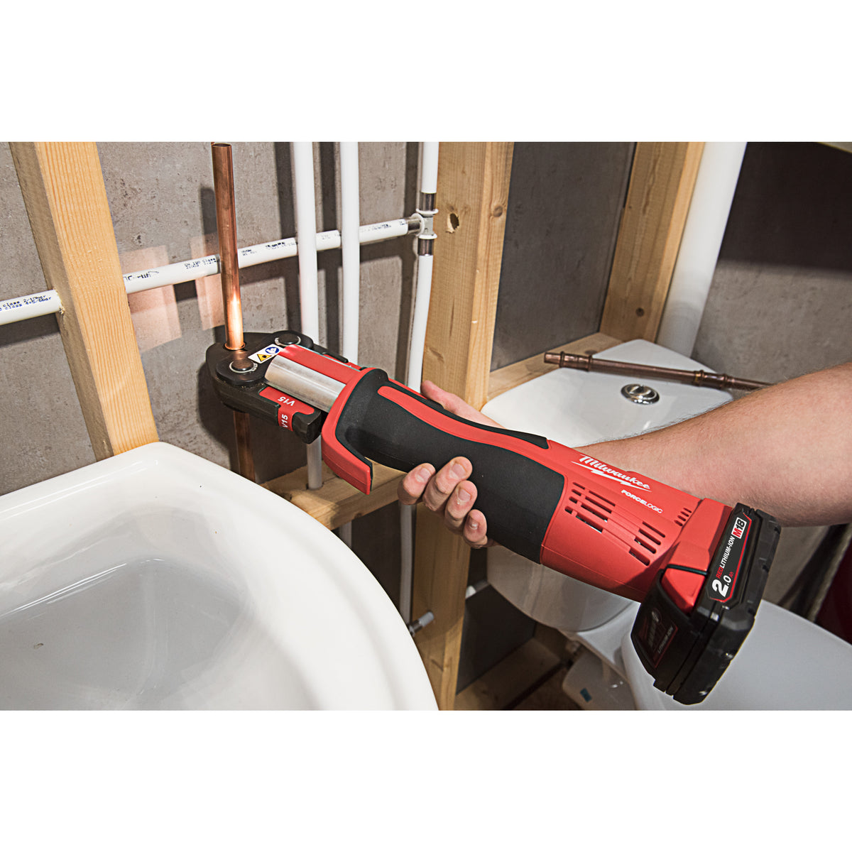 Milwaukee M18™ Bürstenloses Akku-Presswerkzeug (Sanitär) M18BLHPT - Produktbild 10