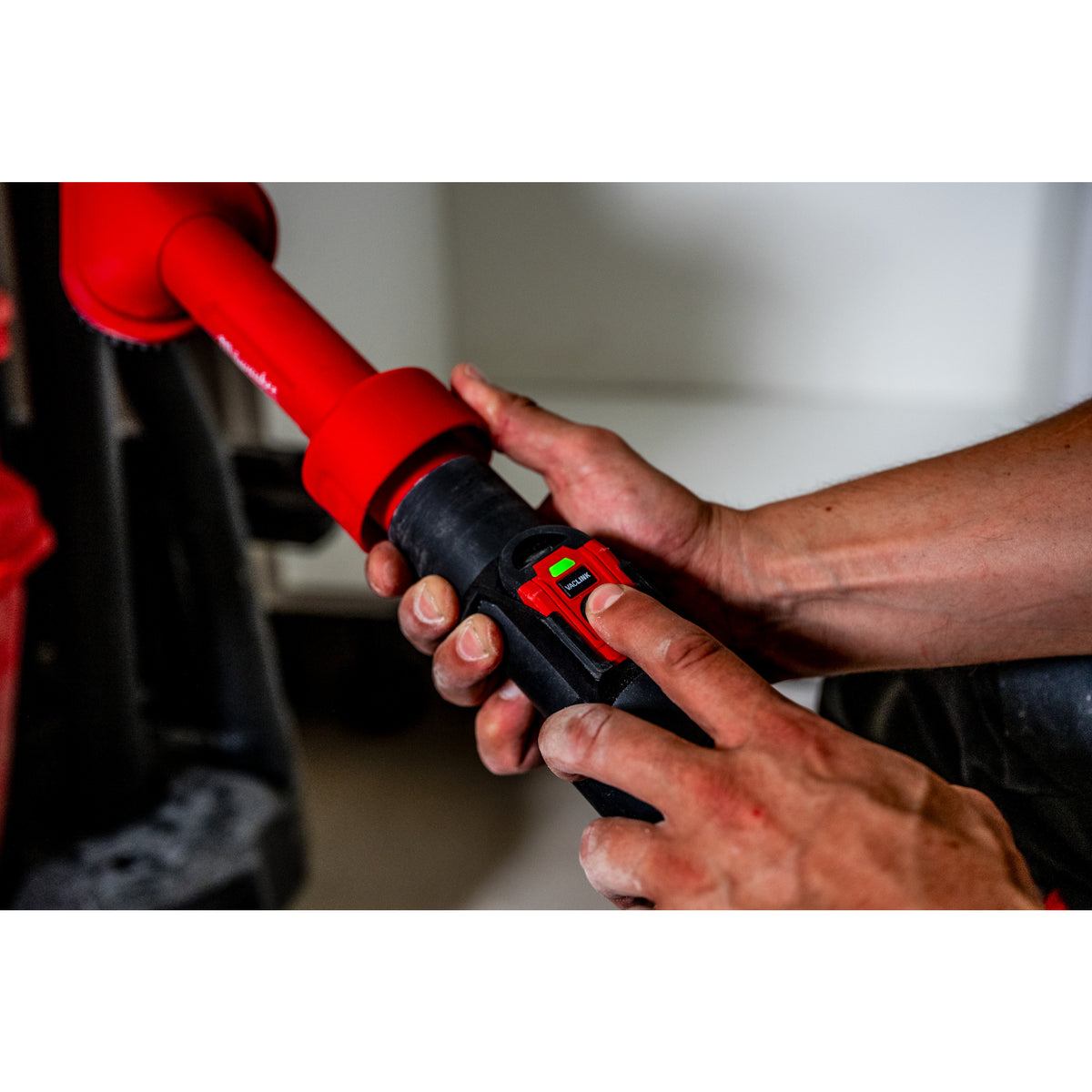Milwaukee M18 FUEL™ 2 x 18 V Akku-L-Klasse-Staubsauger 23 L M18F2VC23LG2 - Produktbild 9