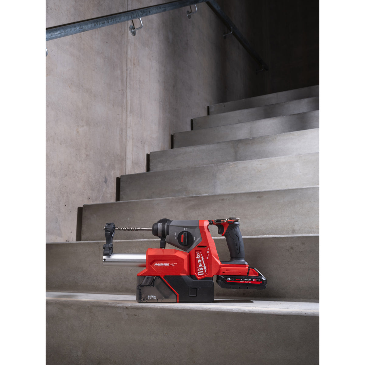 Milwaukee M18 FUEL™ SDS-PLUS Akku-Kombihammer mit Staubabsaugung M18FHACDDE - Produktbild 10