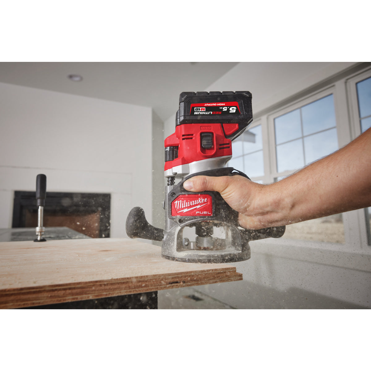 Milwaukee M18 FUEL™ Akku-Oberfräse 12 mm M18FR12KIT - Produktbild 6