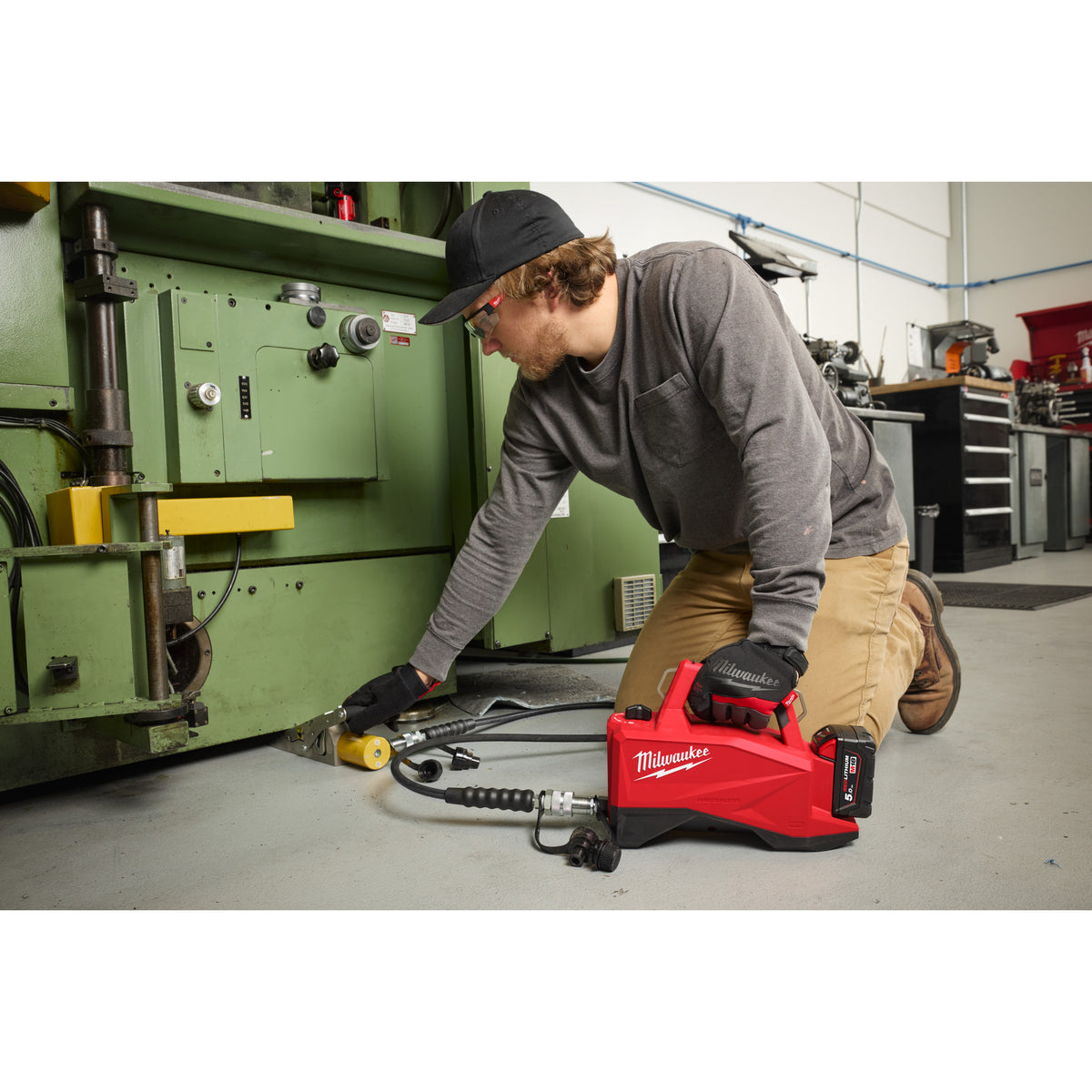 Milwaukee M18™ Akku-Mini-Hydraulikpumpe M18HMP700 - Produktbild 11
