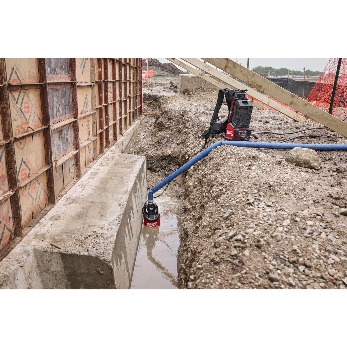 Milwaukee MX FUEL™ Akku-Tauchpumpe, nur Pumpeneinheit MXFSMP2E - Produktbild 8