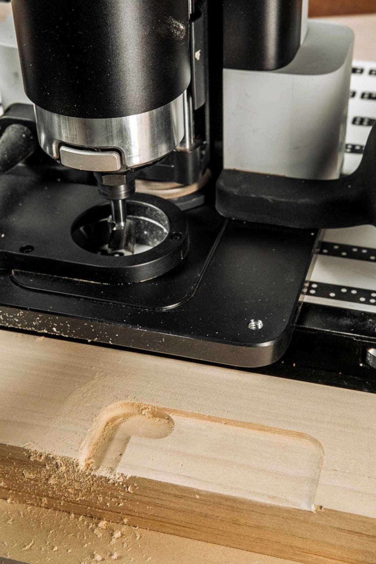 Web_ClearingRouterBit-18