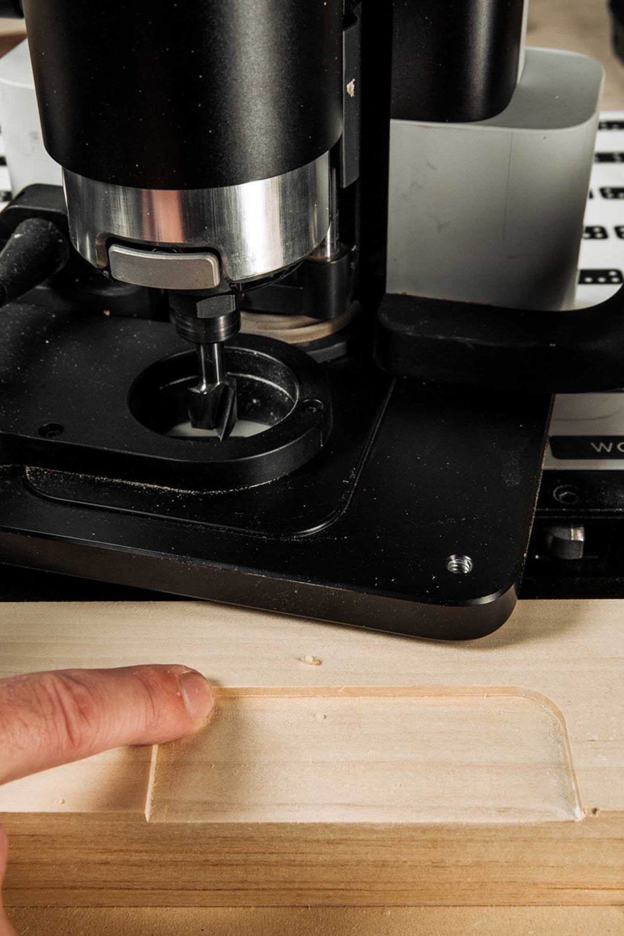 Web_ClearingRouterBit-23