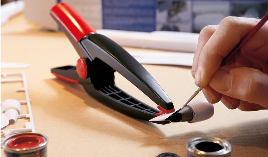 XCL_work_man_paint_1__c75d5l30zl6Xgs6i