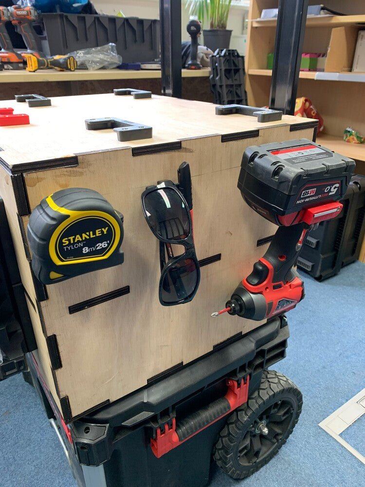 bench-belt1_c8b9731734