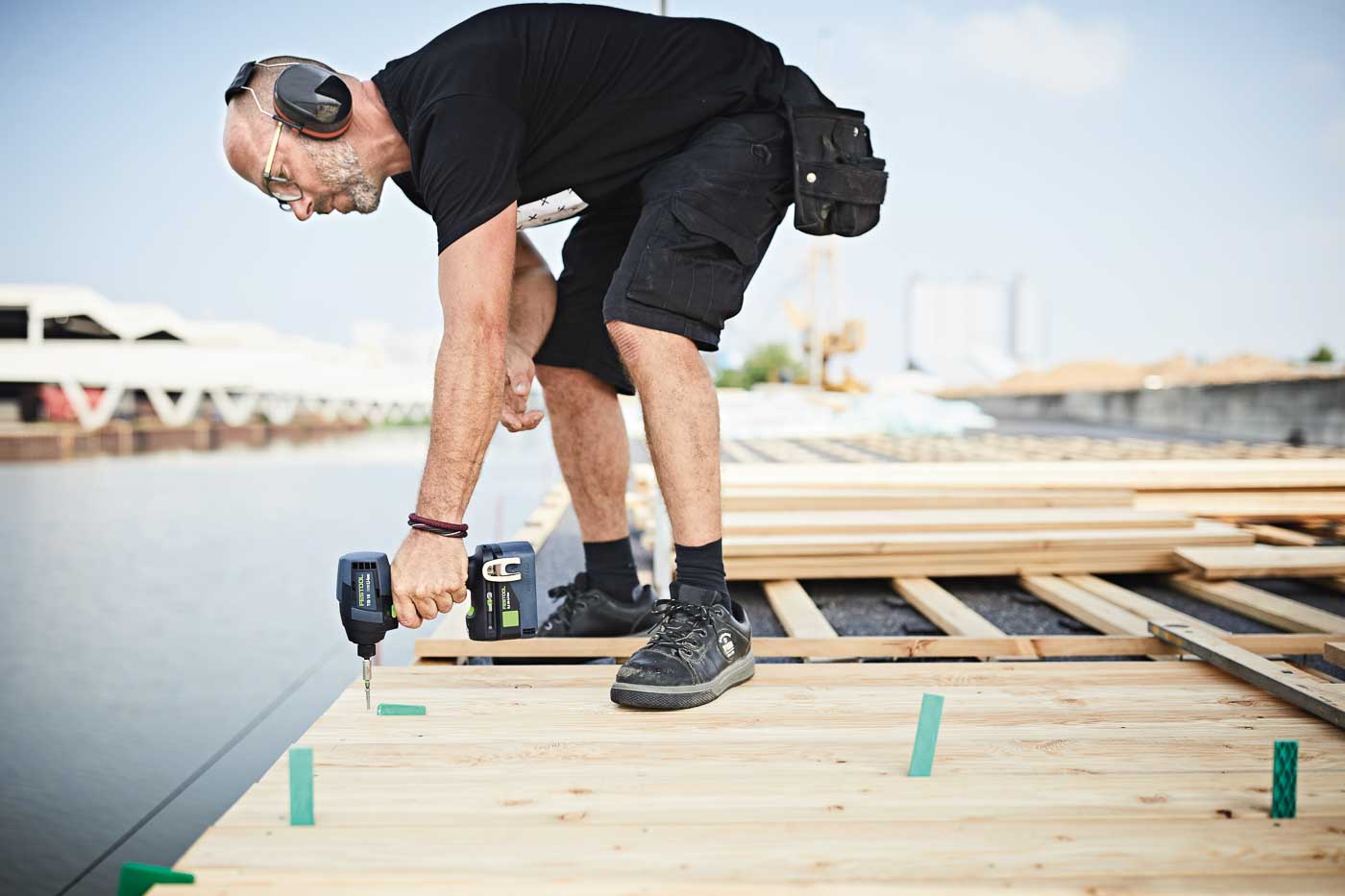 down_bs_tid18_575365_a_47a