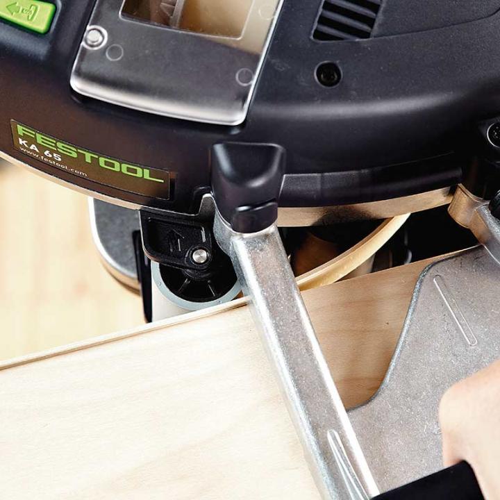 down_ka_conturo_574605_a_103a3ZQ5pVIQd44OJ