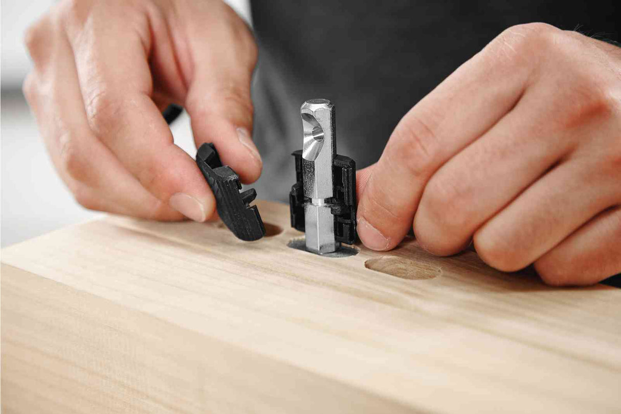 fb9359d2-762f-11e5-80d2-005056b31774_1600_1066