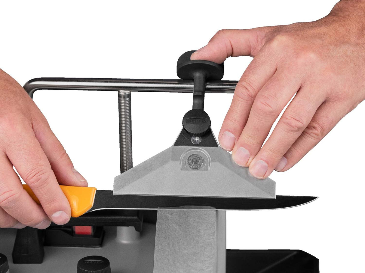 kj-140_sharpening-fillet-knife_1-2