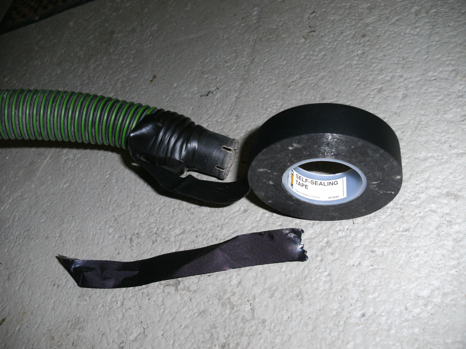 self-sealing_tape_1_1663