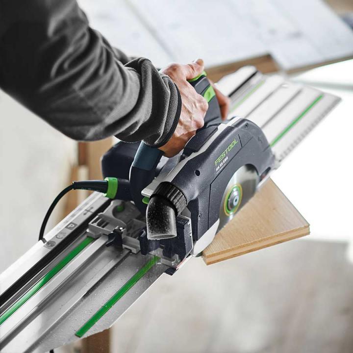 zoom__hks_hk55_561731_a_18aSOumzTHBOANqG