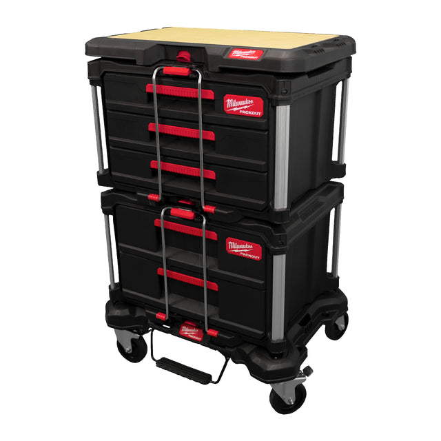 Milwaukee PACKOUT Starter-Set Automotive 4-teilig PACKOUT Rollbrett, Koffer mit 2 Schubladen, Koffer mit 3 Schubladen u. Holz-Arbeitsplatte - 4932492892