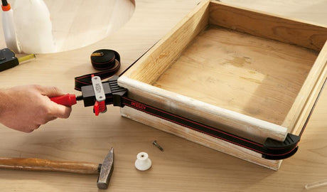 BAN400_work_drawer_man_c75