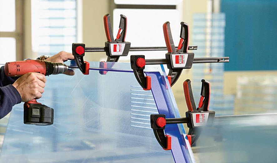 EZS_work_man_acryl_1__c75