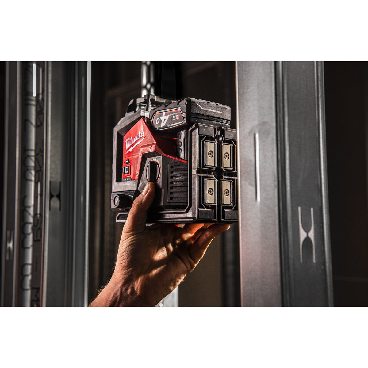 Milwaukee M12™ Akku-Kreuzlinienlaser 3 x 360° M123PL - Produktbild 6