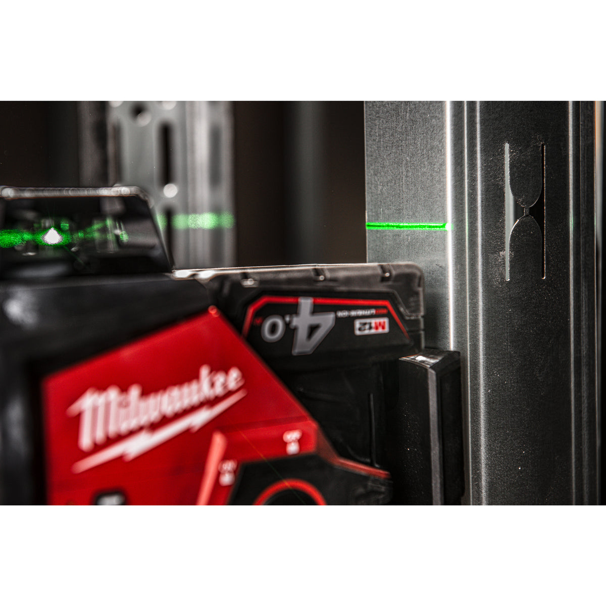 Milwaukee M12™ Akku-Kreuzlinienlaser 3 x 360° M123PL - Produktbild 12
