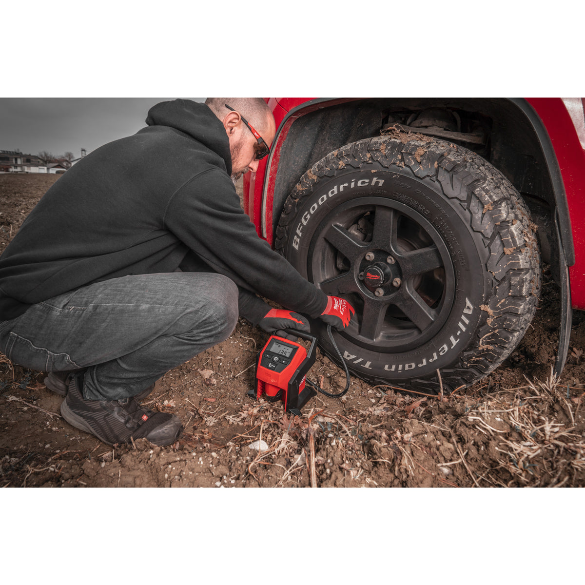 Milwaukee M12™ Bürstenloser Akku-Kompressor M12BI - Produktbild 10