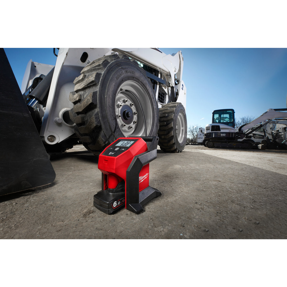 Milwaukee M12™ Bürstenloser Akku-Kompressor M12BI - Produktbild 3
