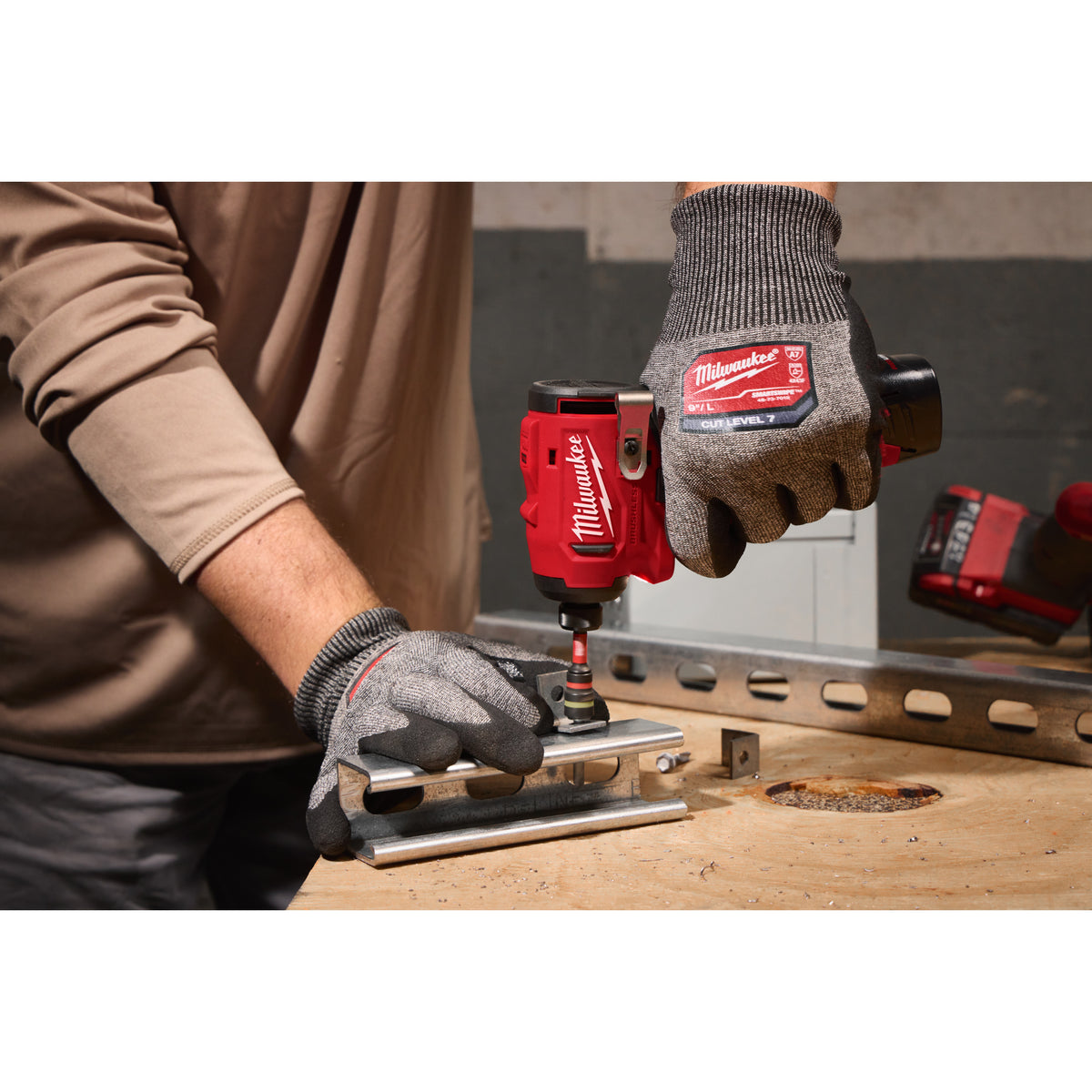 Milwaukee M12™ Bürstenloser Akku-Schlagschrauber M12BLIDRC - Produktbild 9