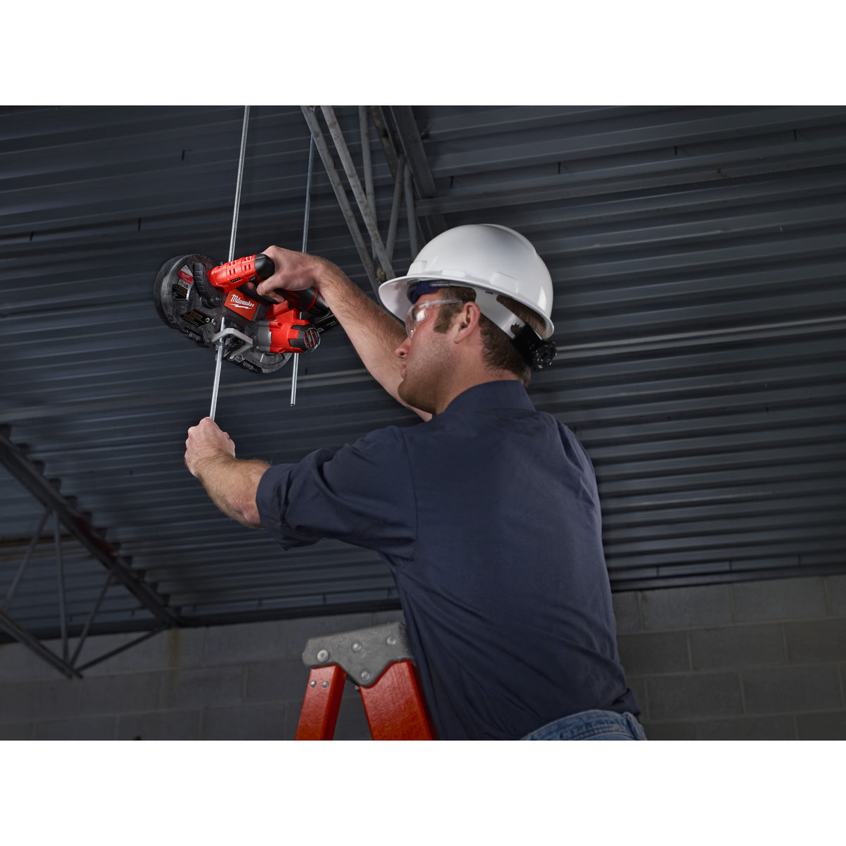Milwaukee M12™ Akku-Bandsäge M12BS - Produktbild 11