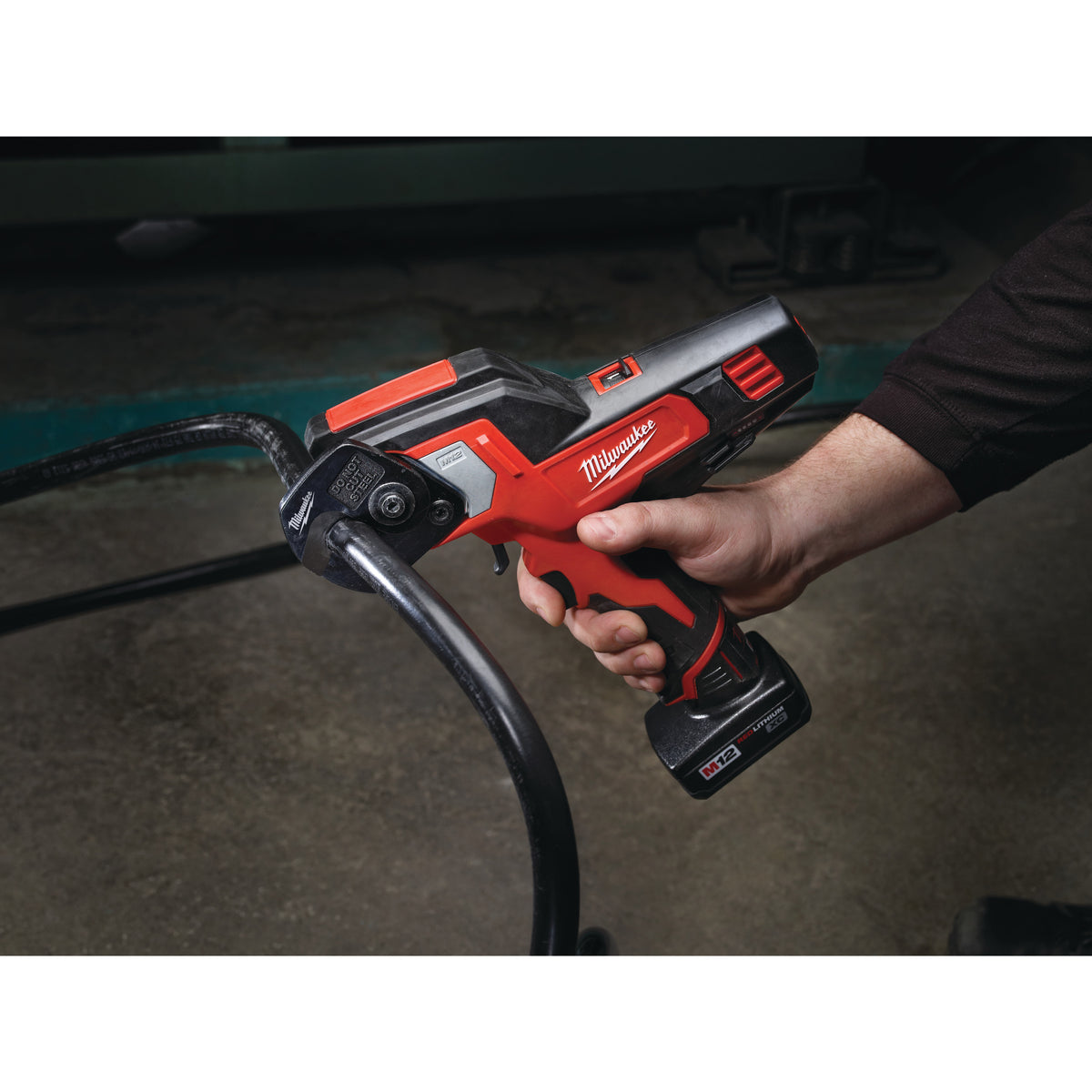 Milwaukee M12™ Akku-Kabelschneider M12CC - Produktbild 7