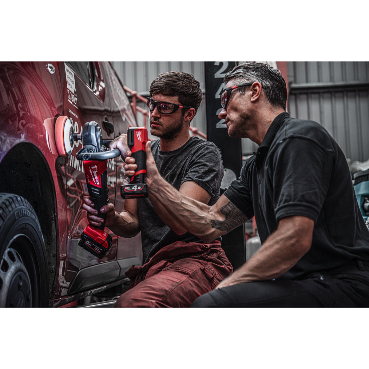 Milwaukee M12™ Akku-Echtfarbenleuchte M12CML - Produktbild 12