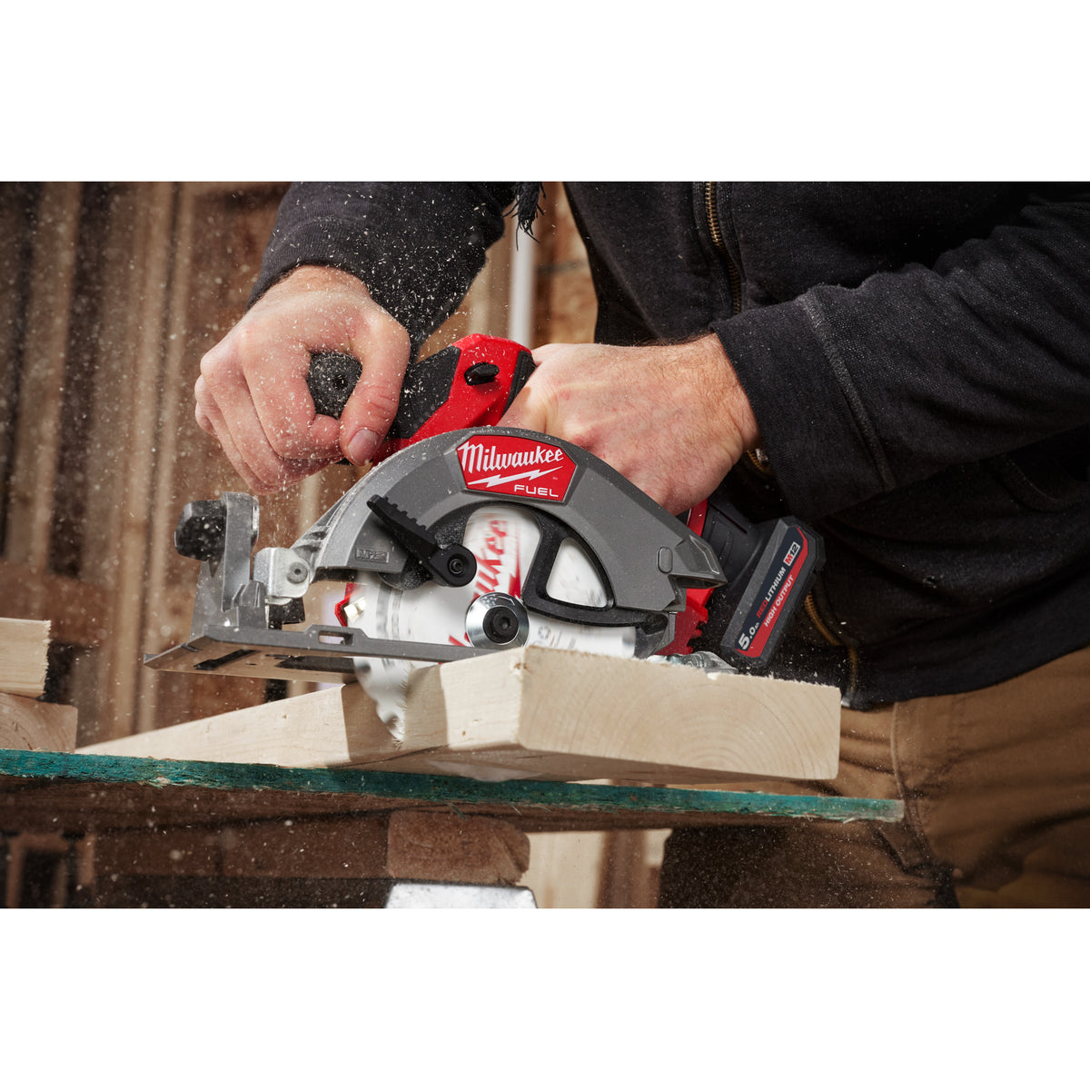 Milwaukee M12 FUEL™ Akku-Handkreissäge M12FCS442 - Produktbild 11