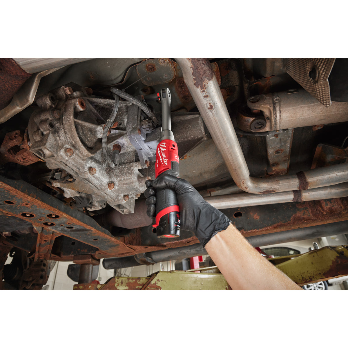 Milwaukee M12 FUEL™ 3/8" Hochgeschwindigkeitsratsche lang M12FHIR38LR - Produktbild 6