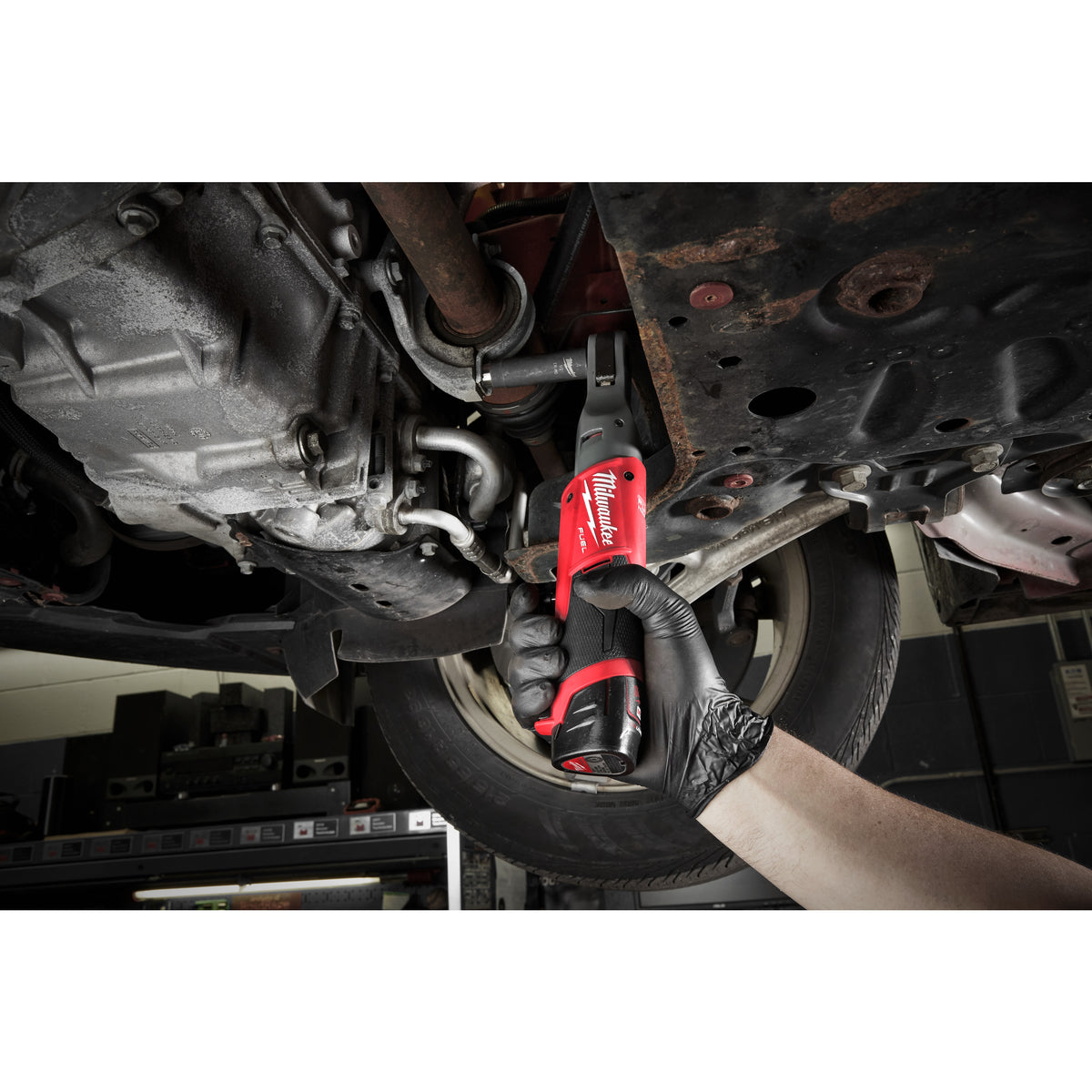 Milwaukee M12 FUEL™ 3/8"-Akku-Ratsche M12FIR38 - Produktbild 3