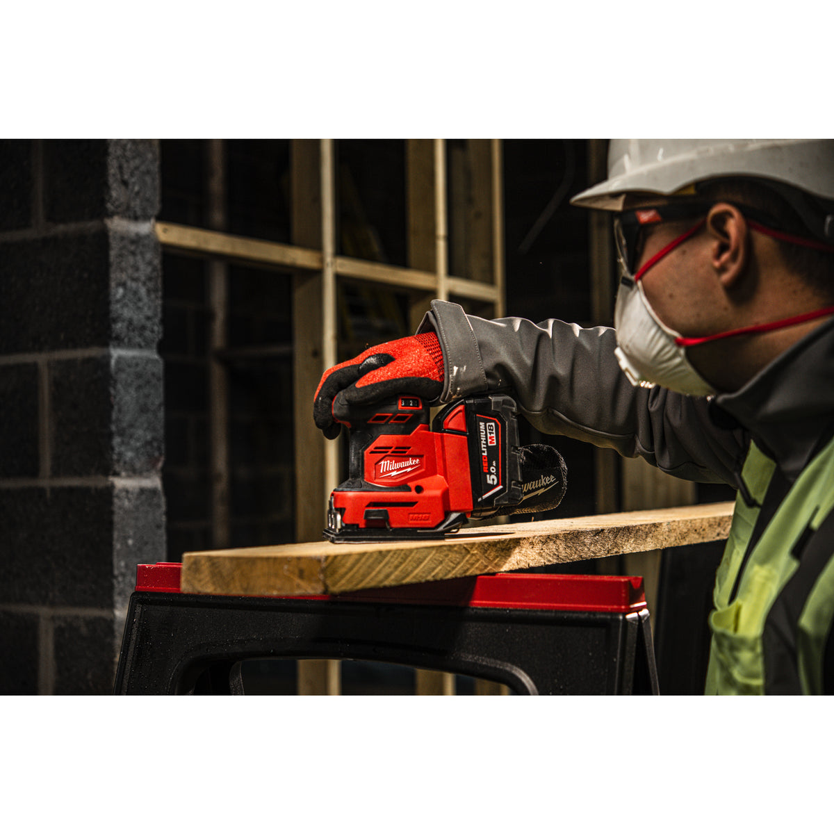 Milwaukee M18™ Akku-Schwingschleifer M18BQSS - Produktbild 10