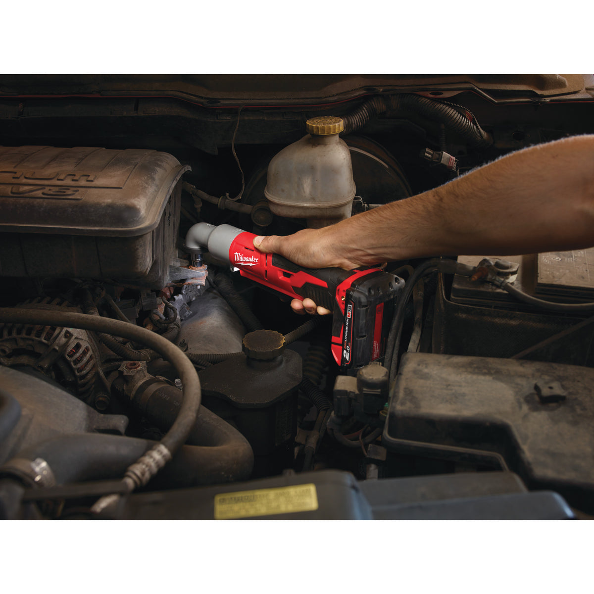 Milwaukee M18™ Bürstenloser Akku-Winkelschlagschrauber M18BRAIW - Produktbild 8