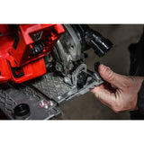 Milwaukee M18 FUEL™ Akku-Handkreissäge M18FCSDC165 - Produktbild 9
