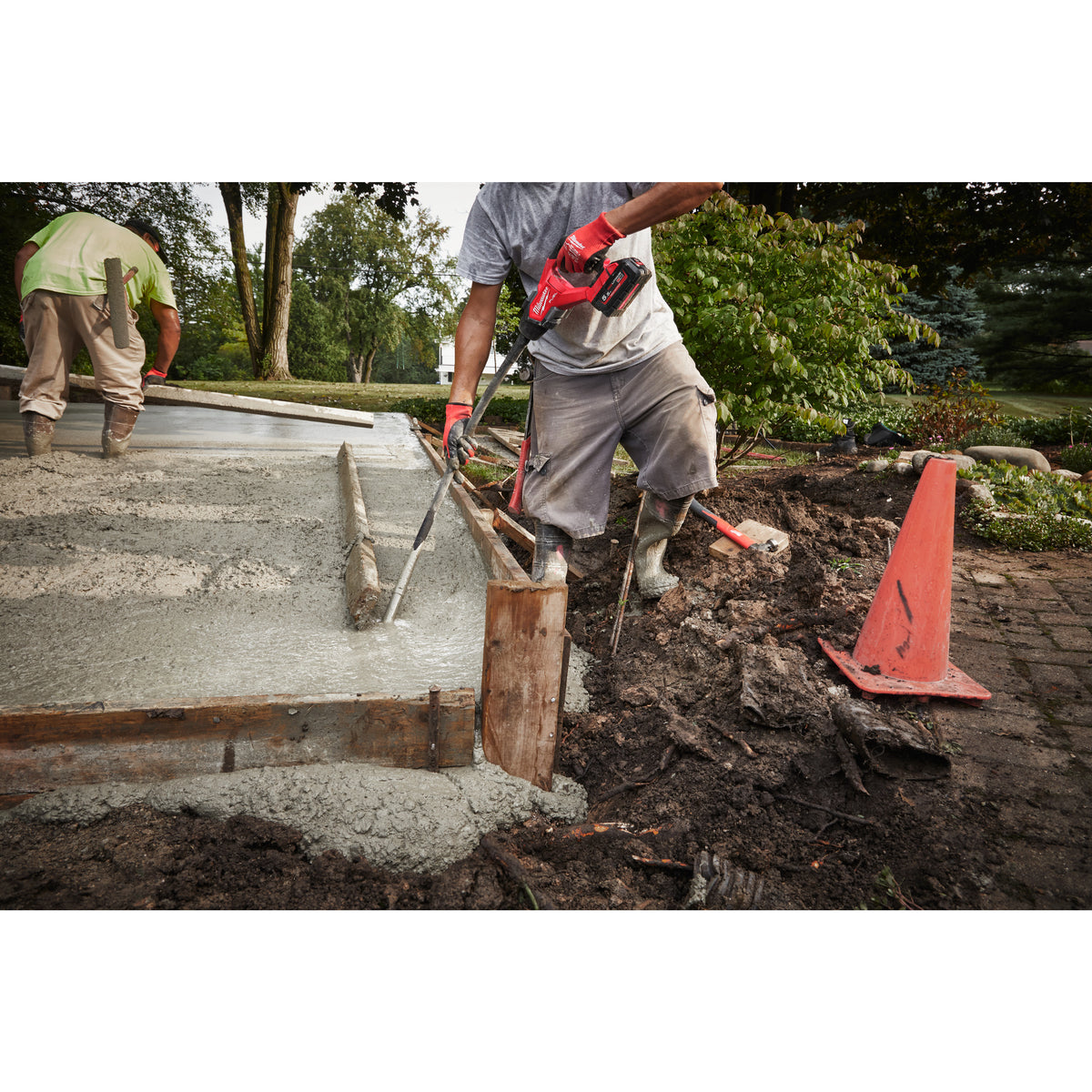 Milwaukee M18 FUEL™ Akku-Betonrüttler M18FCVN12 - Produktbild 8