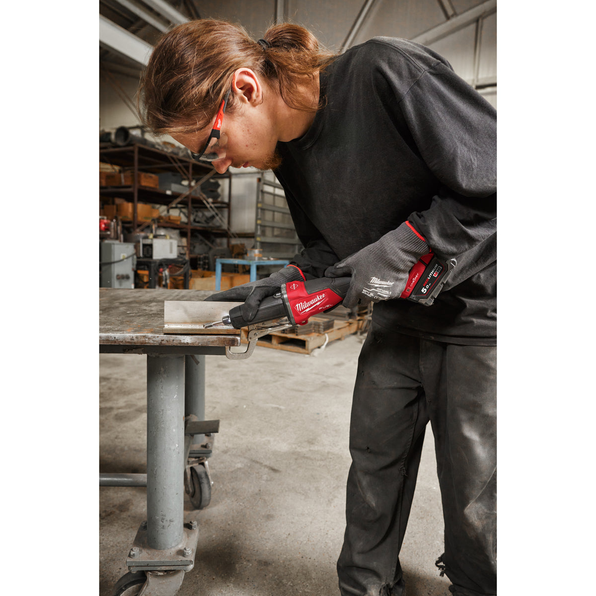 Milwaukee M18 FUEL™ ONEKEY™ Akku-Geradschleifer mit Padelschalter und Drehzahlelektronik M18FDGROVPDB - Produktbild 12