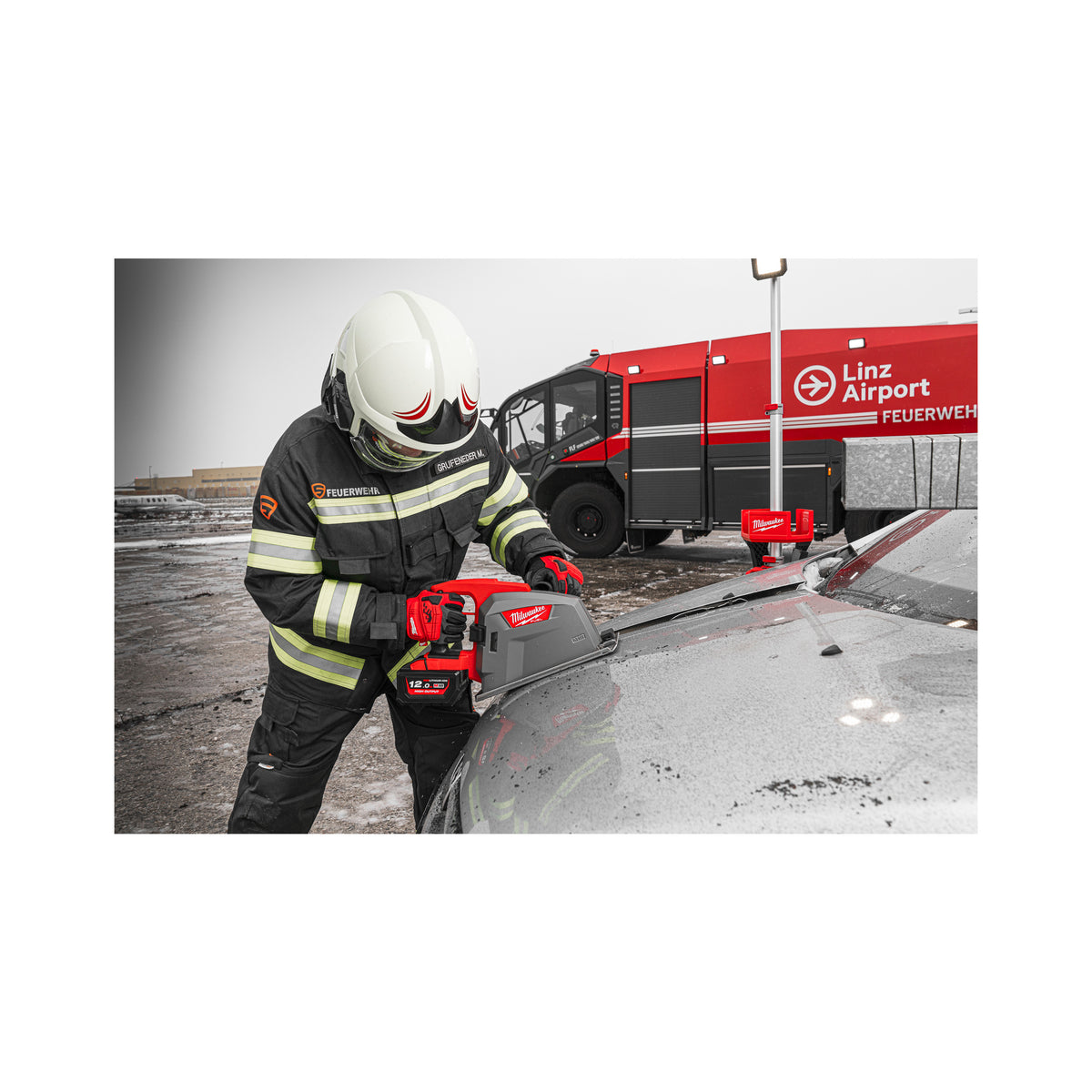 Milwaukee M18 FUEL™ Akku-Metallkreissäge M18FMCS66 - Produktbild 14