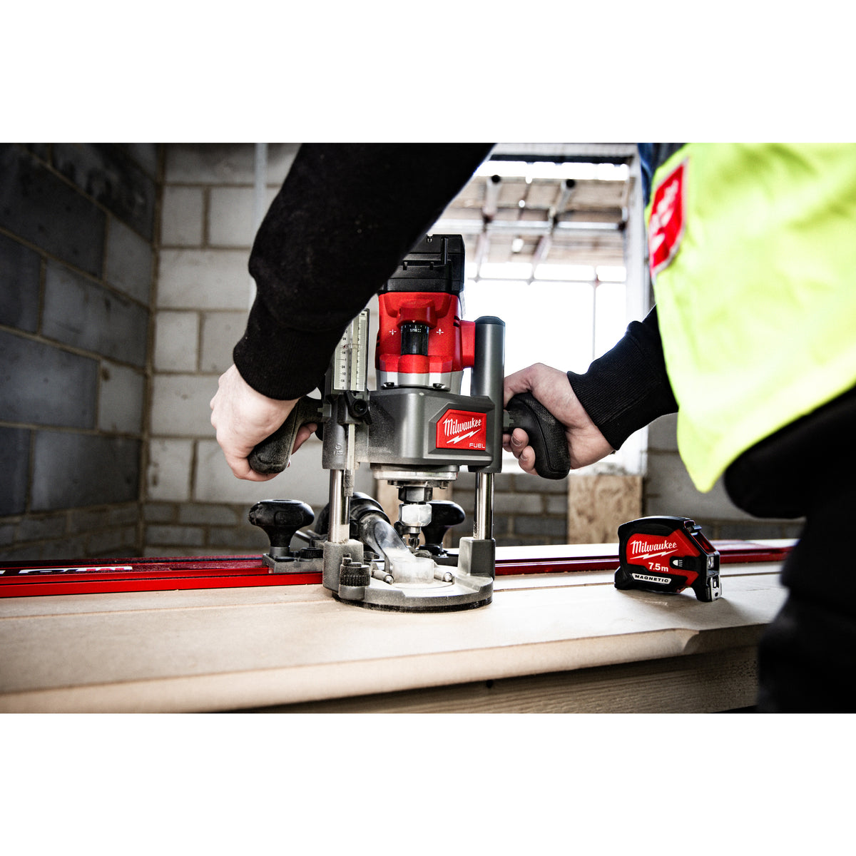 Milwaukee M18 FUEL™ Akku-Oberfräse 12 mm M18FR12KIT - Produktbild 10