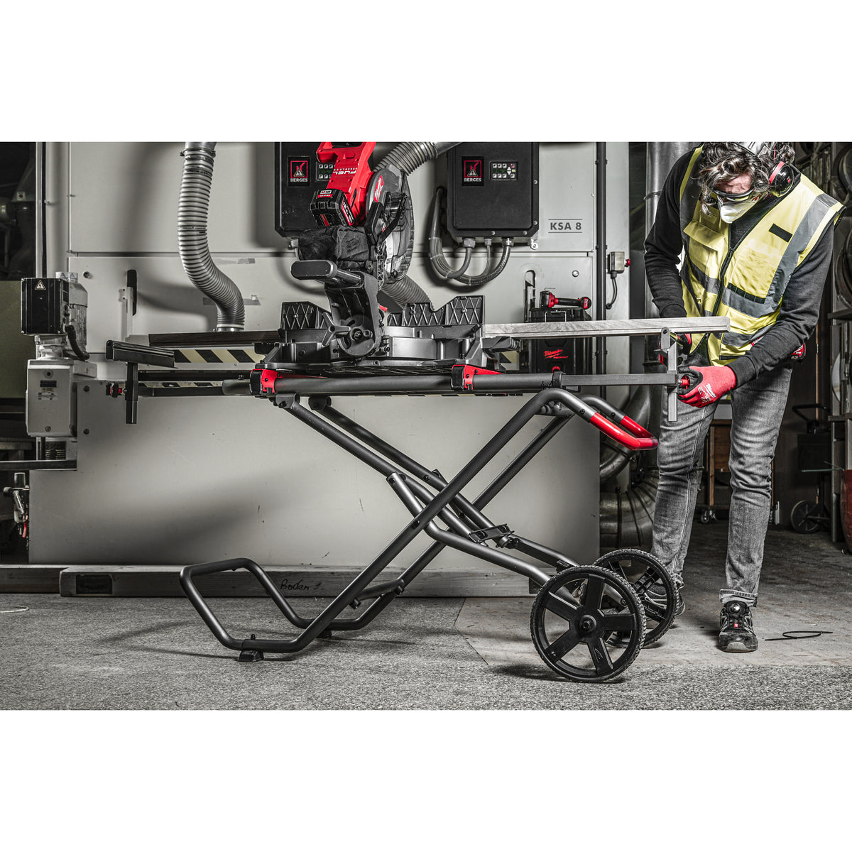 Milwaukee Untergestell für Kappsägen MSUV280 - Produktbild 8