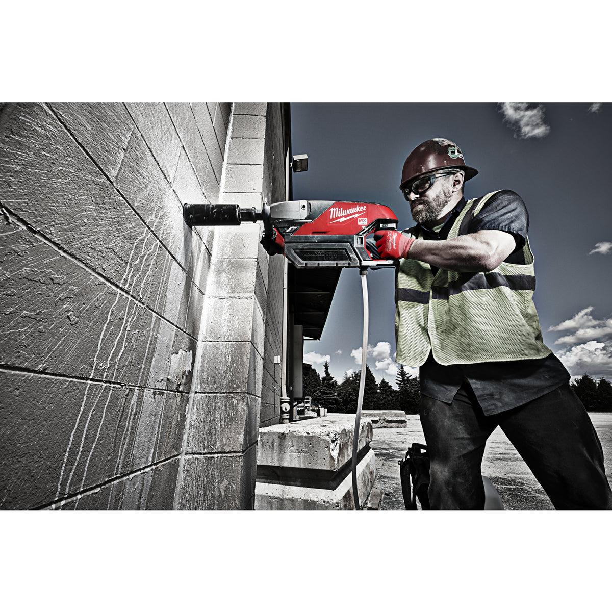 Milwaukee MX FUEL™ Akku-Diamant-Kernbohrgerät 150 mm Kit MXFDCD150KIT - Produktbild 5